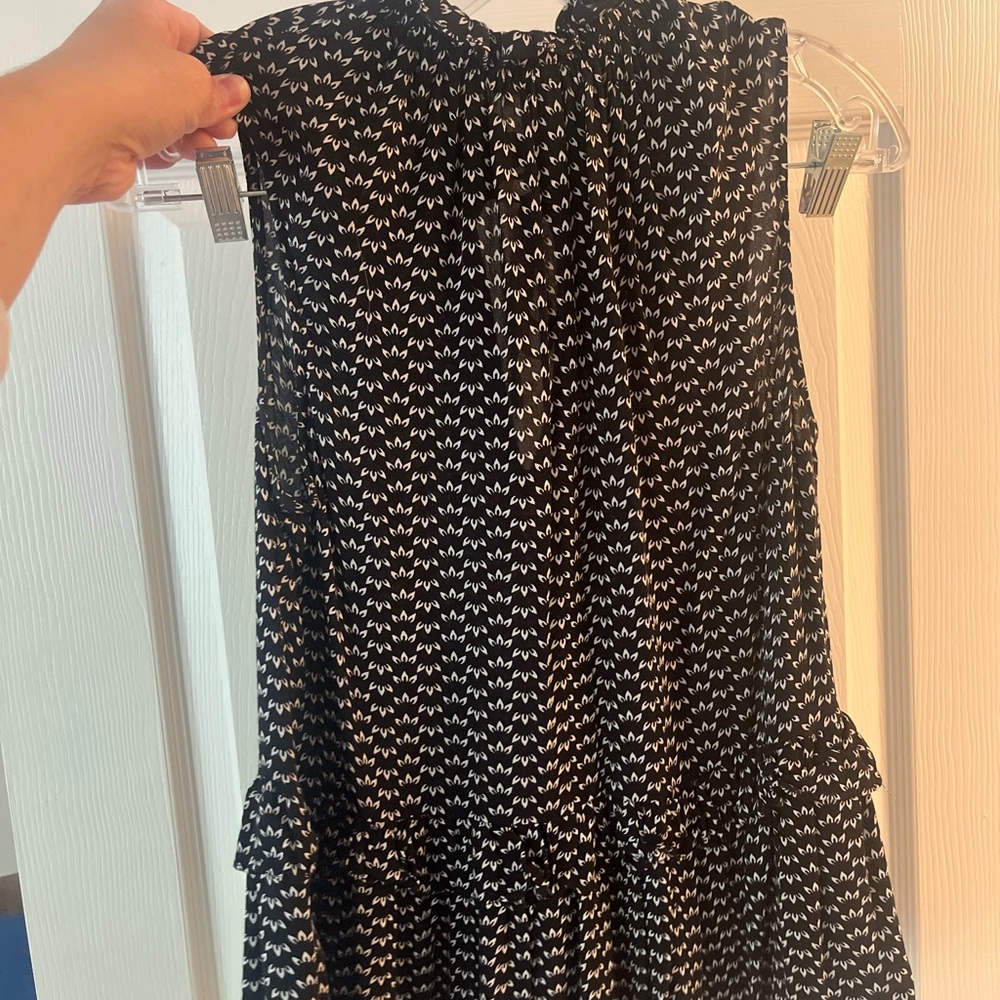 H&M Black and White Sleeveless Blouse - Picture 5 of 5